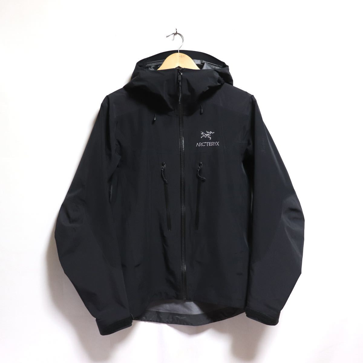 海外輸入】 トレンド【ARC'TERYX】ALPHA AR GORE-TEX マウンテン