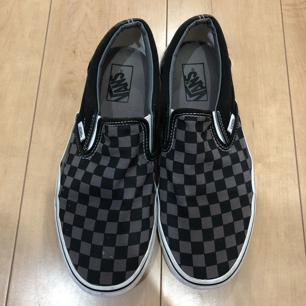 VANS バンズ 黒スニーカー スリッポン_画像1