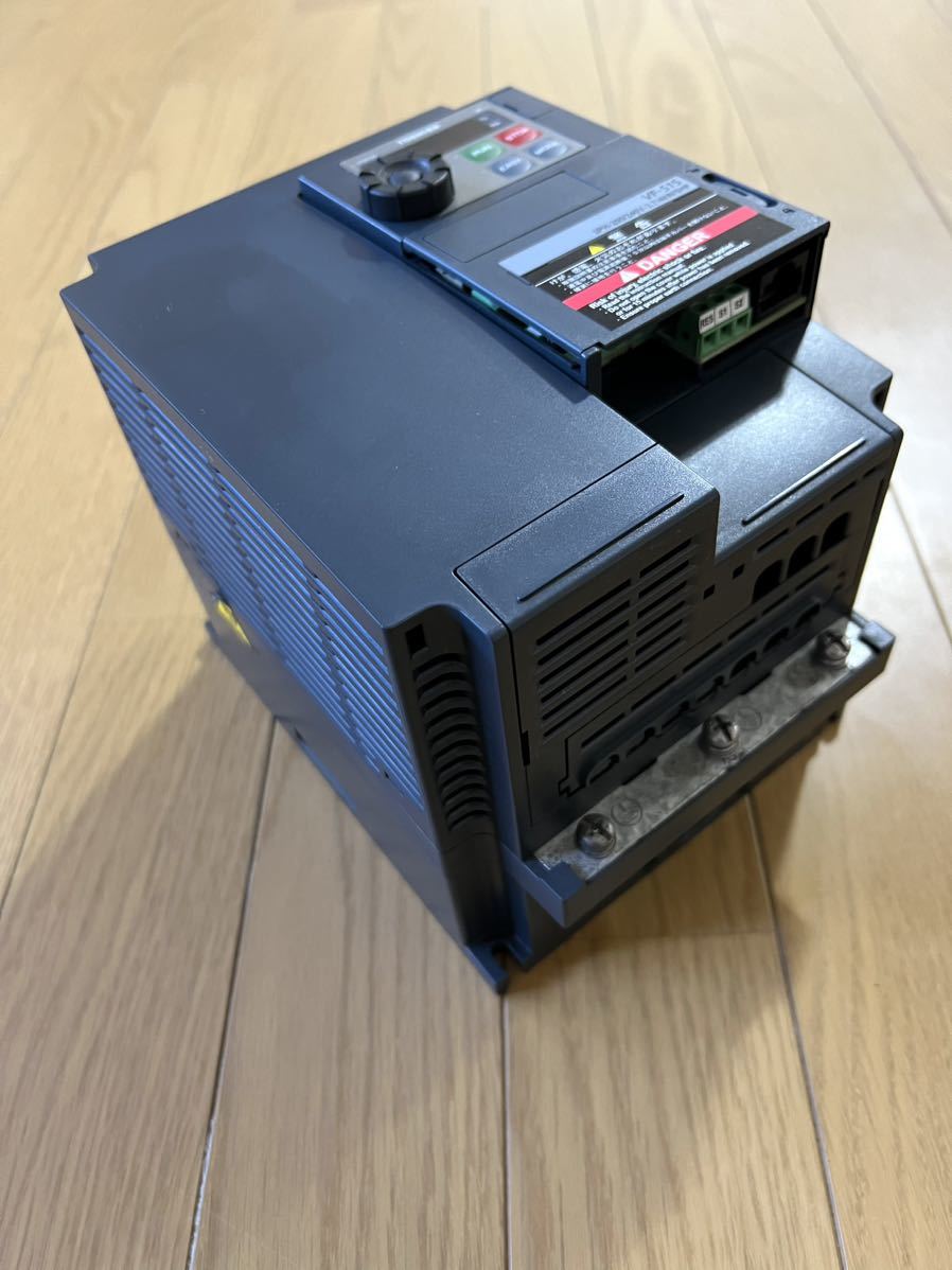 Toshiba inverter Transistor Inverter VFS15-2037PM 3PH AC200 Toshiba inverter Transistor Inverter VFS15-2037PM 3PH AC200