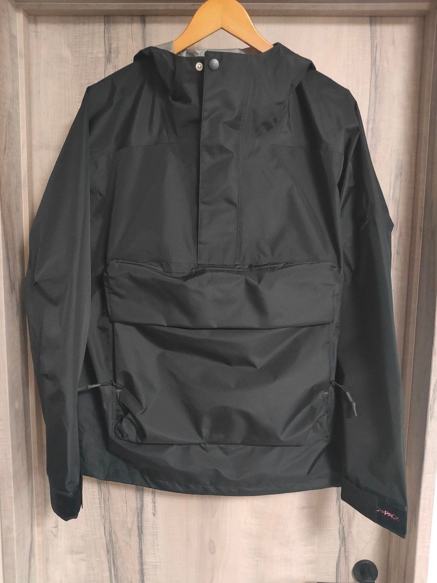 L 新品 NIKE TECH PACK GORE-TEX アノラックジャケット ナイキ L 新品 NIKE TECH PACK GORE-TEX アノラックジャケット ナイキ