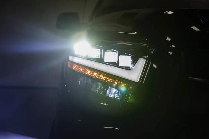 在庫ラスト１　αREX　タンドラ　LEDヘッドライト　左右セット　新品　即納　ハロゲン車用　2014-2020_画像3