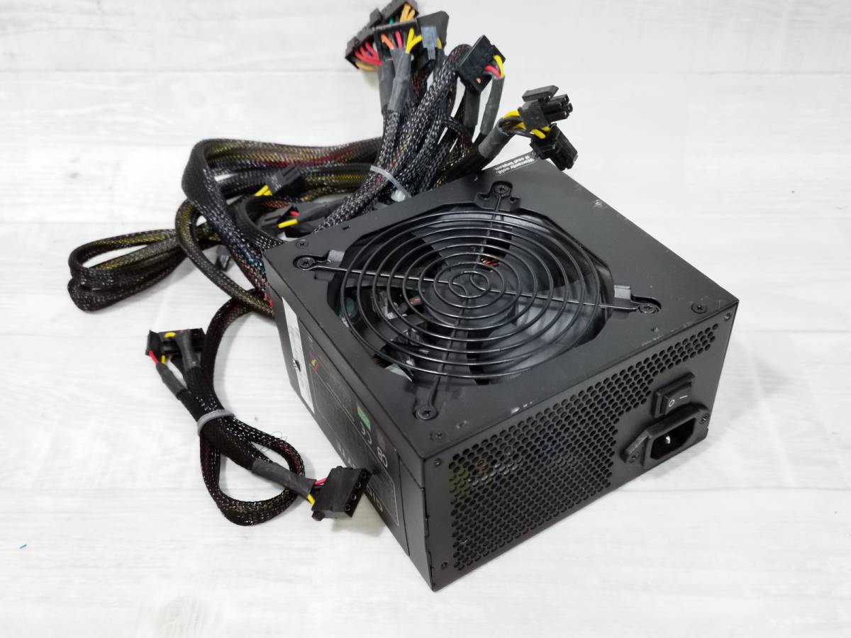 (WW09-50) 動作品 GIGABYTE GZ-EMS65A-C1 650W 電源ユニット 80PLUS BRONZE　ブロンズ　中古 _画像2