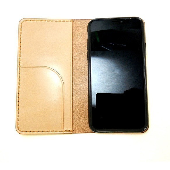 【受注制作】(Max/Plus系) iPhone 15/14/13/12/11/Xs [6.7inch/6.5inch] サドルレザー手帳型ケース （ヌメ革)　[020000]_※画像は別機種です