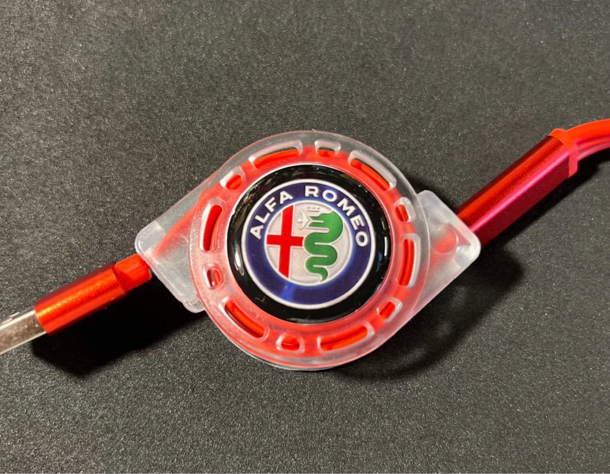 ★ Alfa Romeo アルファロメオ NEWロゴ巻取り式充電ケーブル 3in1 Lightning/ Micro USB /Type-C / 充電ケーブル 長さ調整可能 100cm 赤★_画像5