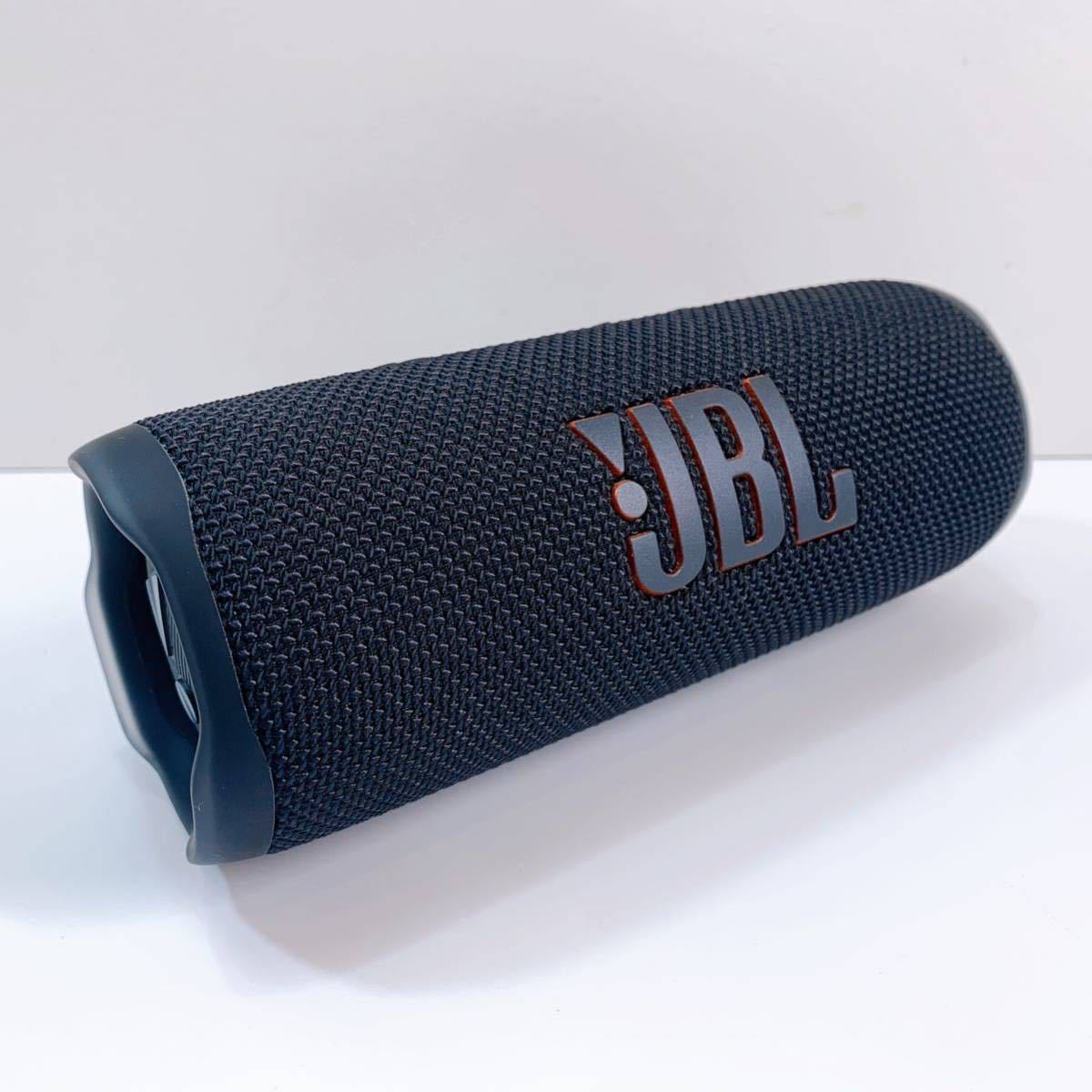 315☆中古☆ JBL FLIP6 Bluetooth スピーカー ポータブルス ウォータープルーフ 防水 ブラック アダプター付き 動作確認済み 現状品_画像8