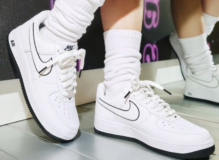 即決26cm NIKE AIR FORCE1 Low White/Blackナイキ エアフォース1 ロー