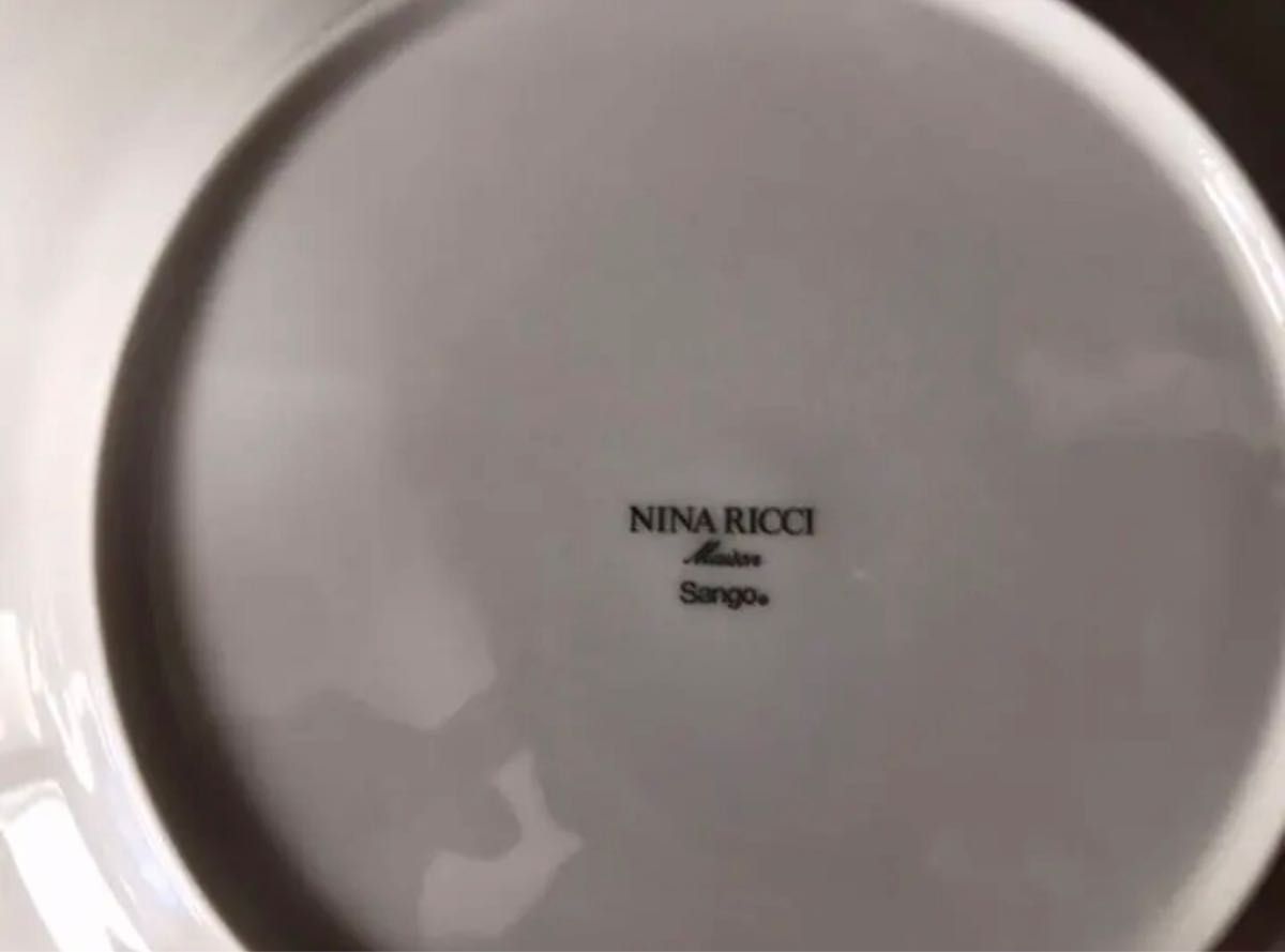 新品　未使用 NINARICCI ニナリッチ 皿 プレート 食器