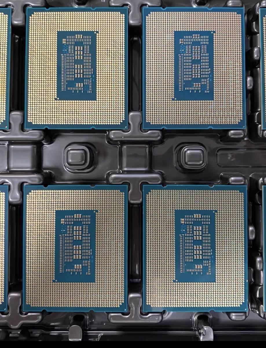 未使用品Intel Core i7-12700 ES品 QXQ4 12C(8+4) /20T 1.2GHz (TB 4.0