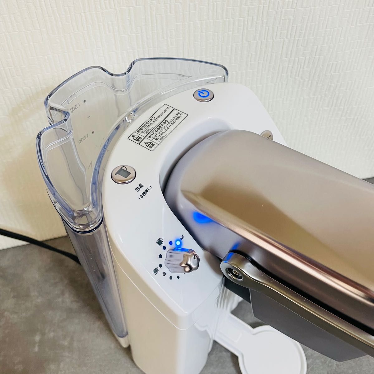 ほぼ未使用 KEURIG キューリグ コーヒーメーカー カプセル式 Kカップツリー コーヒーシステム