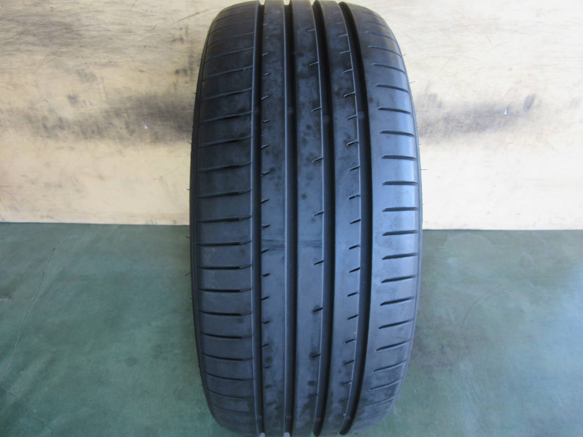 送料込み 11000円 215/45R18 2019年製造品 溝あり！ 【2486】 トーヨー プロクセス R51A 215/45R18 1本の画像1