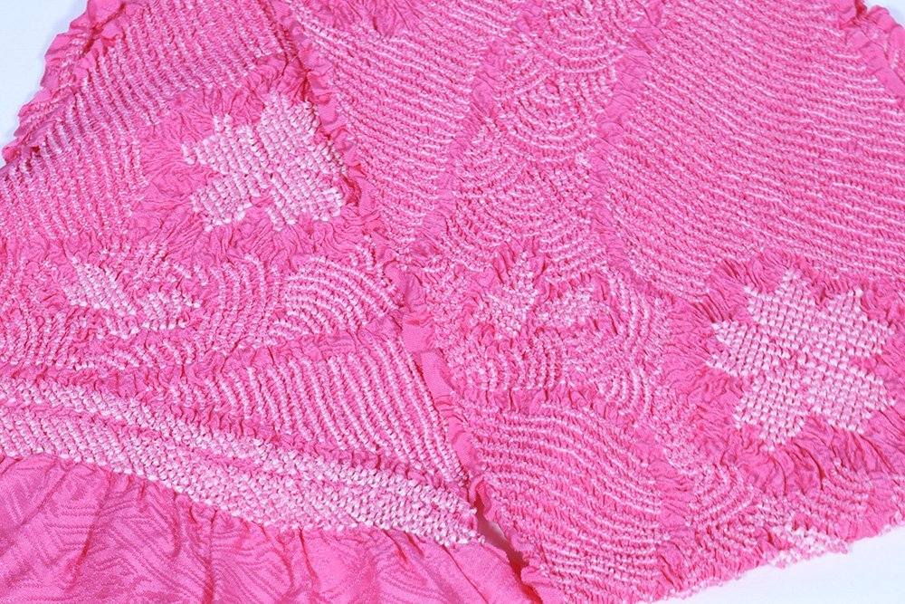 振袖用 総絞り帯揚げ 正絹 濃いピンク 桜 hu196 中古美品 ふりそで レディース シルク 成人式 送料無料の画像2