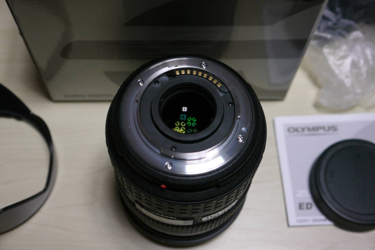 OLYMPUS オリンパス　ZUIKO DIGITAL ED 12-60mm F2.8-4.0 SWD 美品_画像4