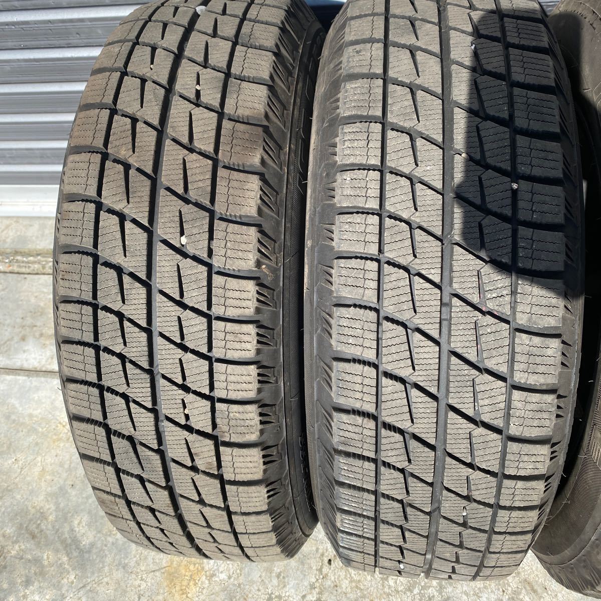 バリ山　20年製 195/65R15 ICE ESPORTE スタッドレス 114.3 5h ルミオン ノア　ヴォクシー　_画像7