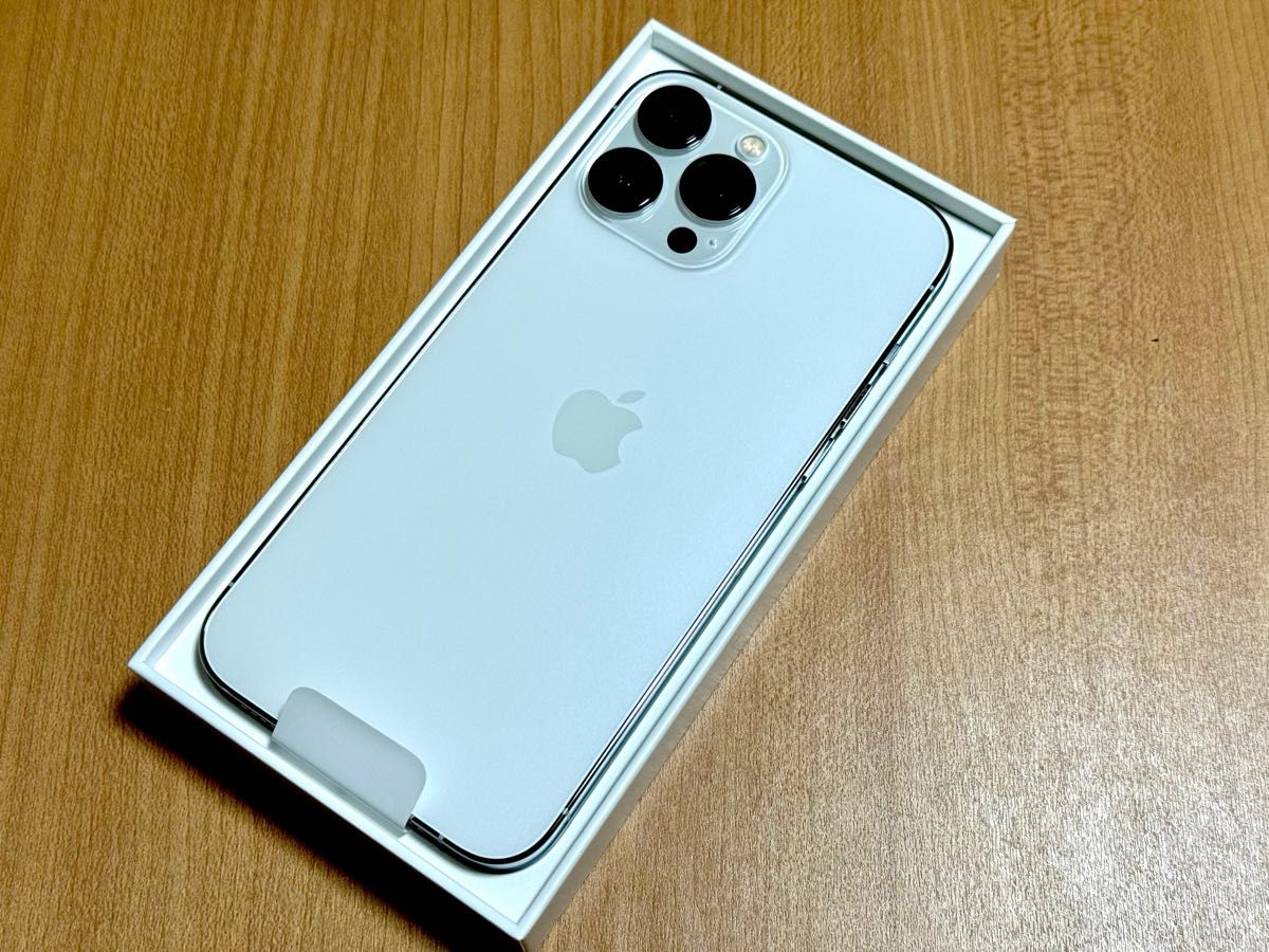 美品】Apple iPhone 13 Pro Max 128GB SIMフリー【おまけ付き