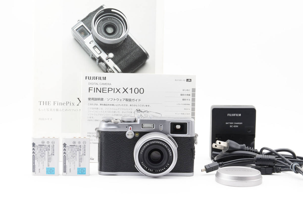 FUJIFILM フジフイルム X100(バッテリー2個・冊子付) ミラーレス