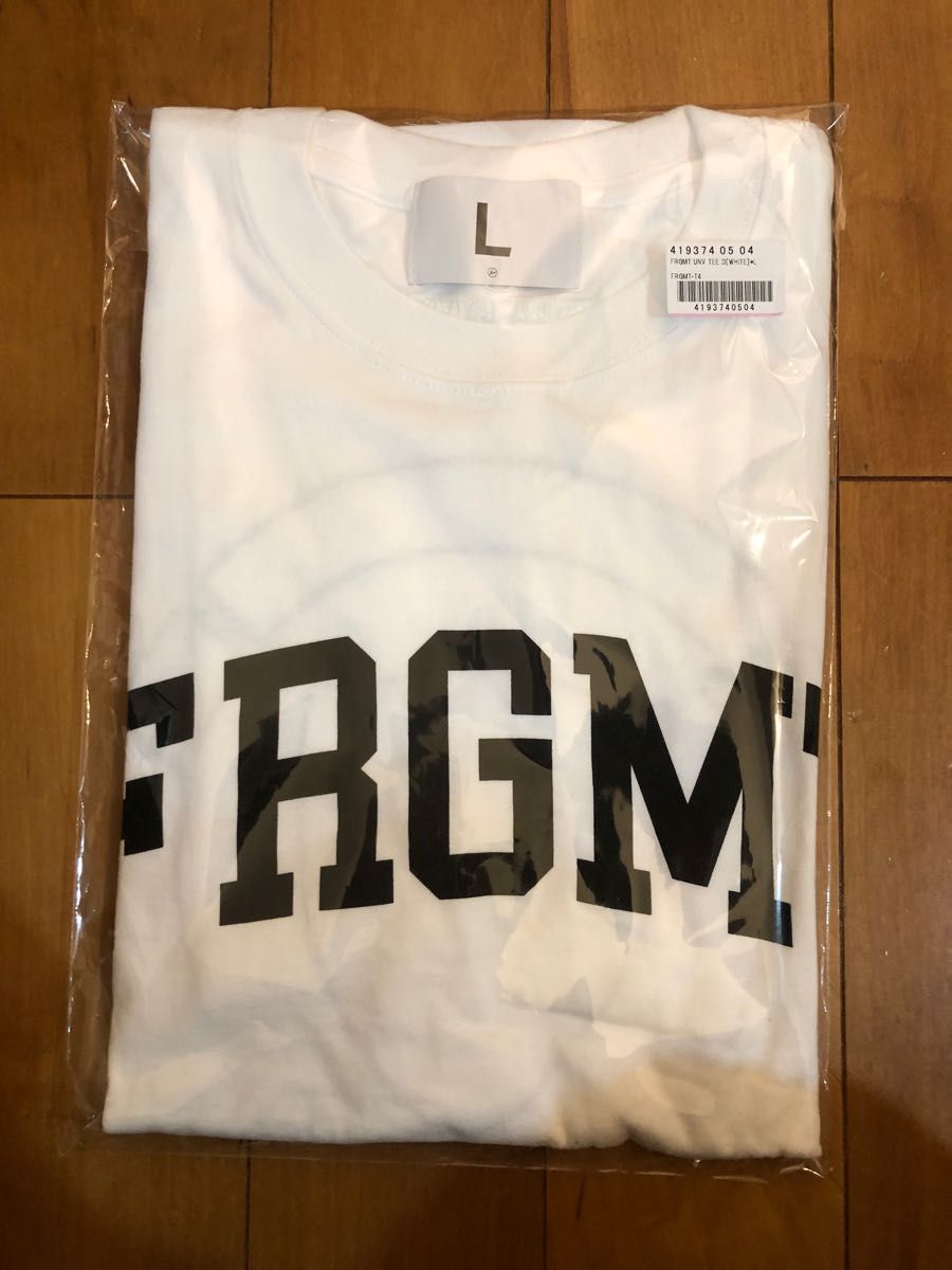 FRAGMENT UNIVERSITY Tee size L