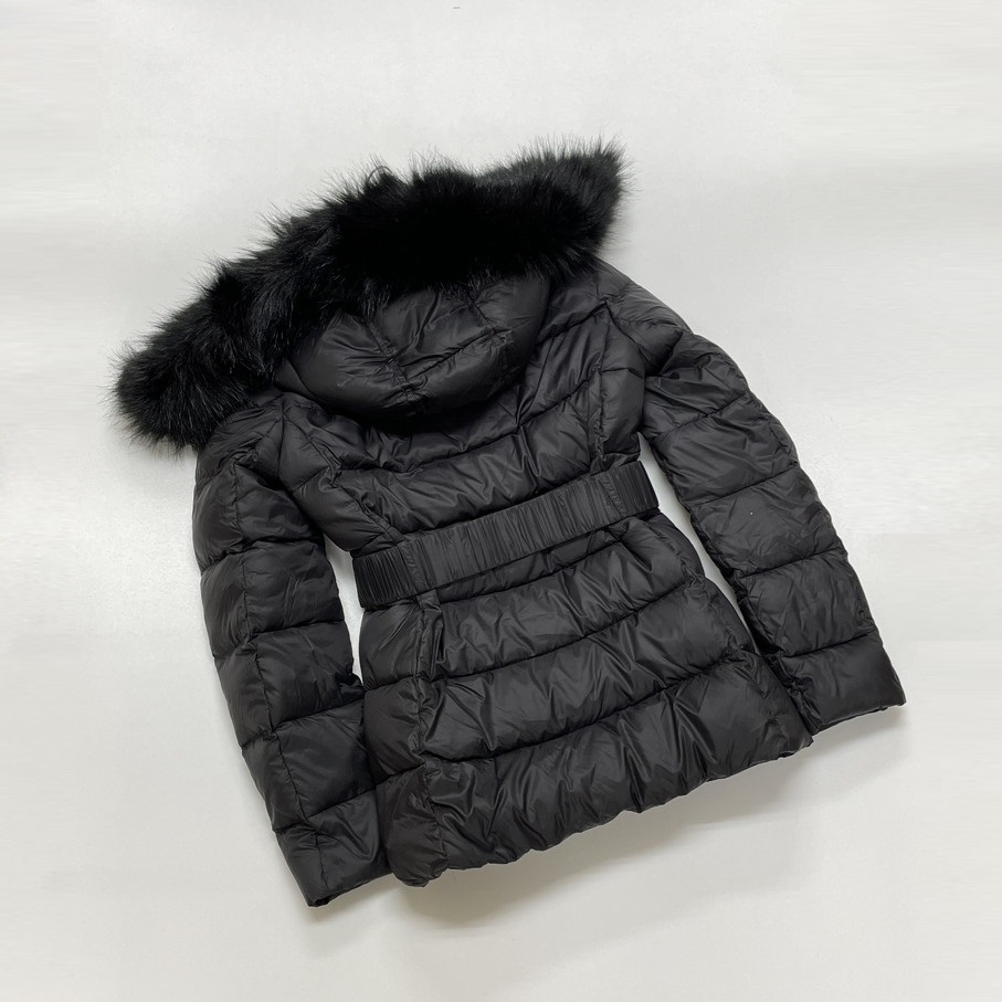 未使用品 /S/ ZARA ブラック ダウンジャケット レディース タグ 未使用品 /S/ ZARA ブラック ダウンジャケット レディース タグ