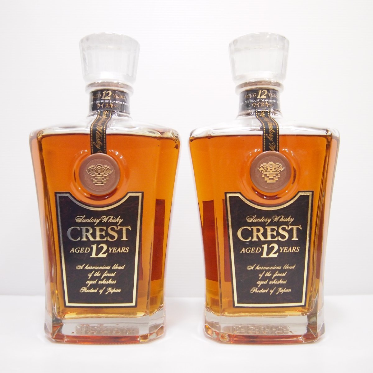 L34207L33654mHY3　2本セット SUNTORY WHISKY CREST 12年 サントリー クレスト クリアキャップ 華 箱有 700ml 43％ 古酒 未開栓_画像2