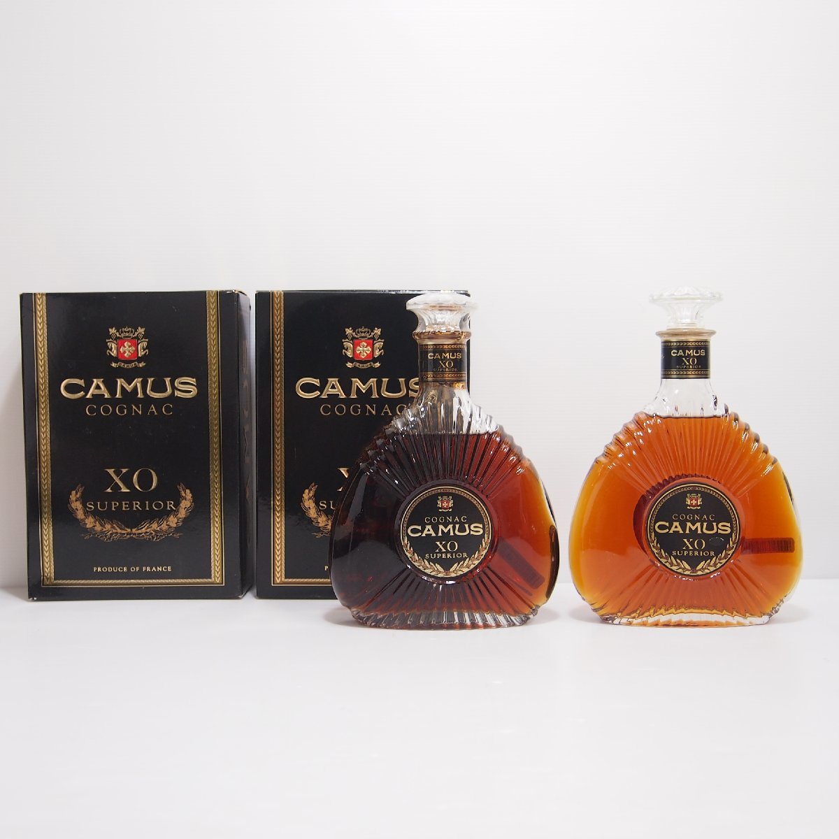 L33851L34165mHF3　2本セット CAMUS XO SUPERIOR cognac カミュ スペリオール コニャック ブランデー 箱付 700ml 40% 古酒 未開栓_画像1