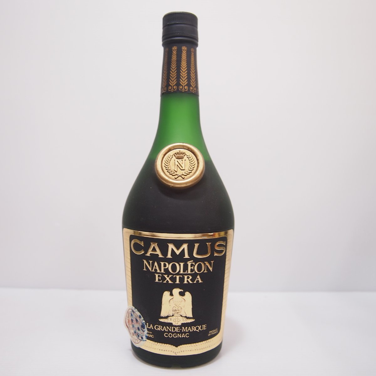 L33761mHF4 CAMUS NAPOLEON EXTRA カミュ ナポレオン エクストラ グランマルキ コニャック ブランデー 700ml 古酒 未開栓_画像2