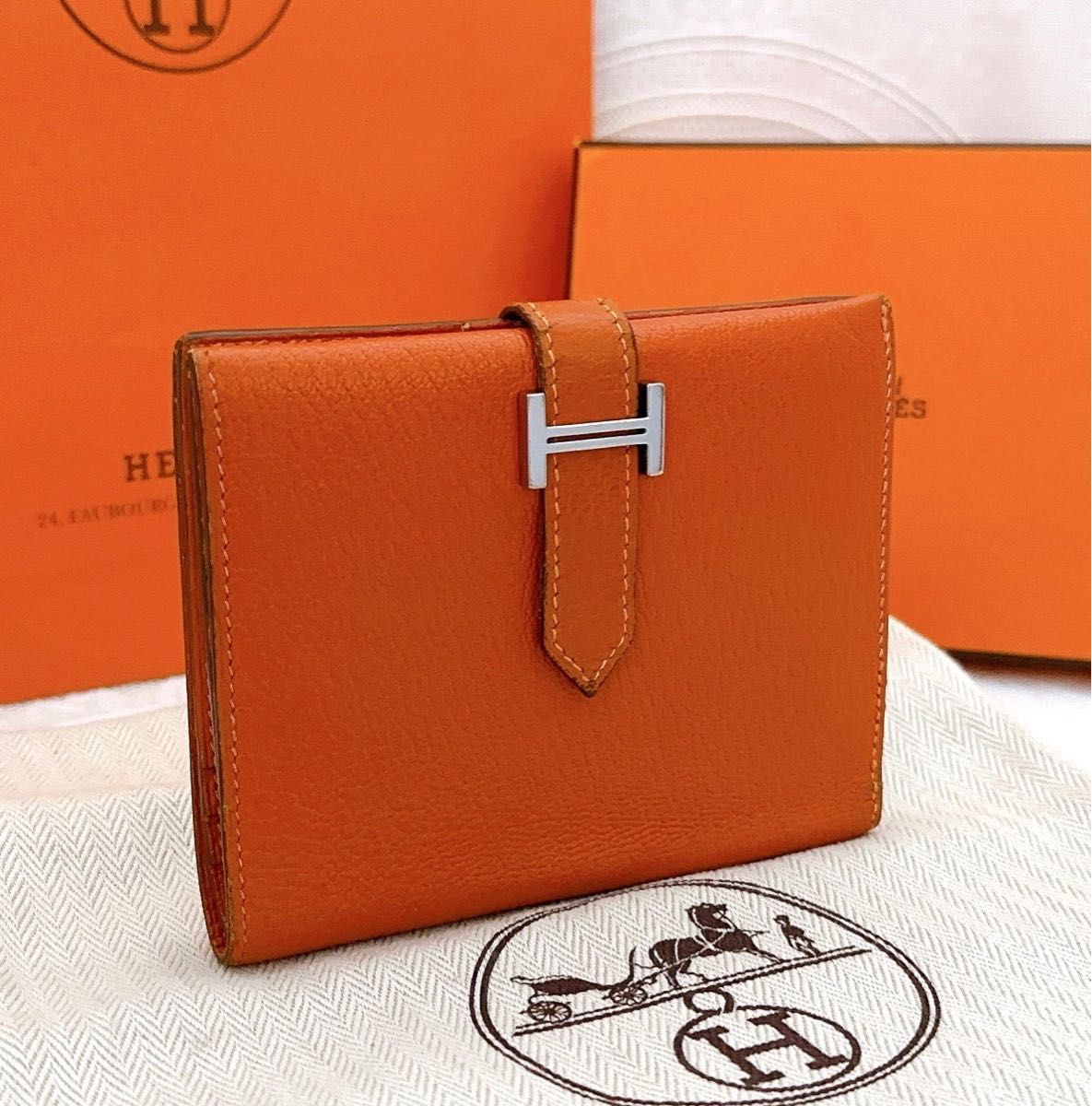 HERMES エルメス 折り財布 ベアンコンパクト オレンジ系 シルバー金具