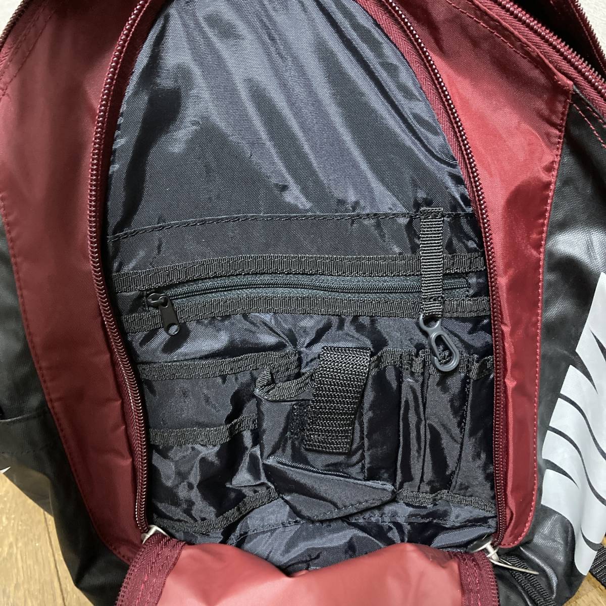 NIKE バックパック レッド×ブラック スポーツバッグ 赤/黒 リュックサック ナイキ_画像8