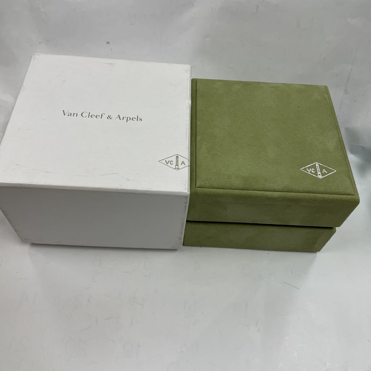 Van Cleef &amp; Arpel Watch Case Case Box Box Cosmetic Box Onuine Vancleef &amp; Arpels