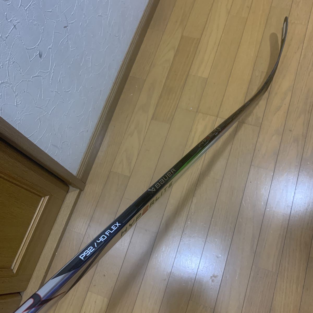 超安い】 Bauer HYPERLITE2 RH 40 P92 アイスホッケー