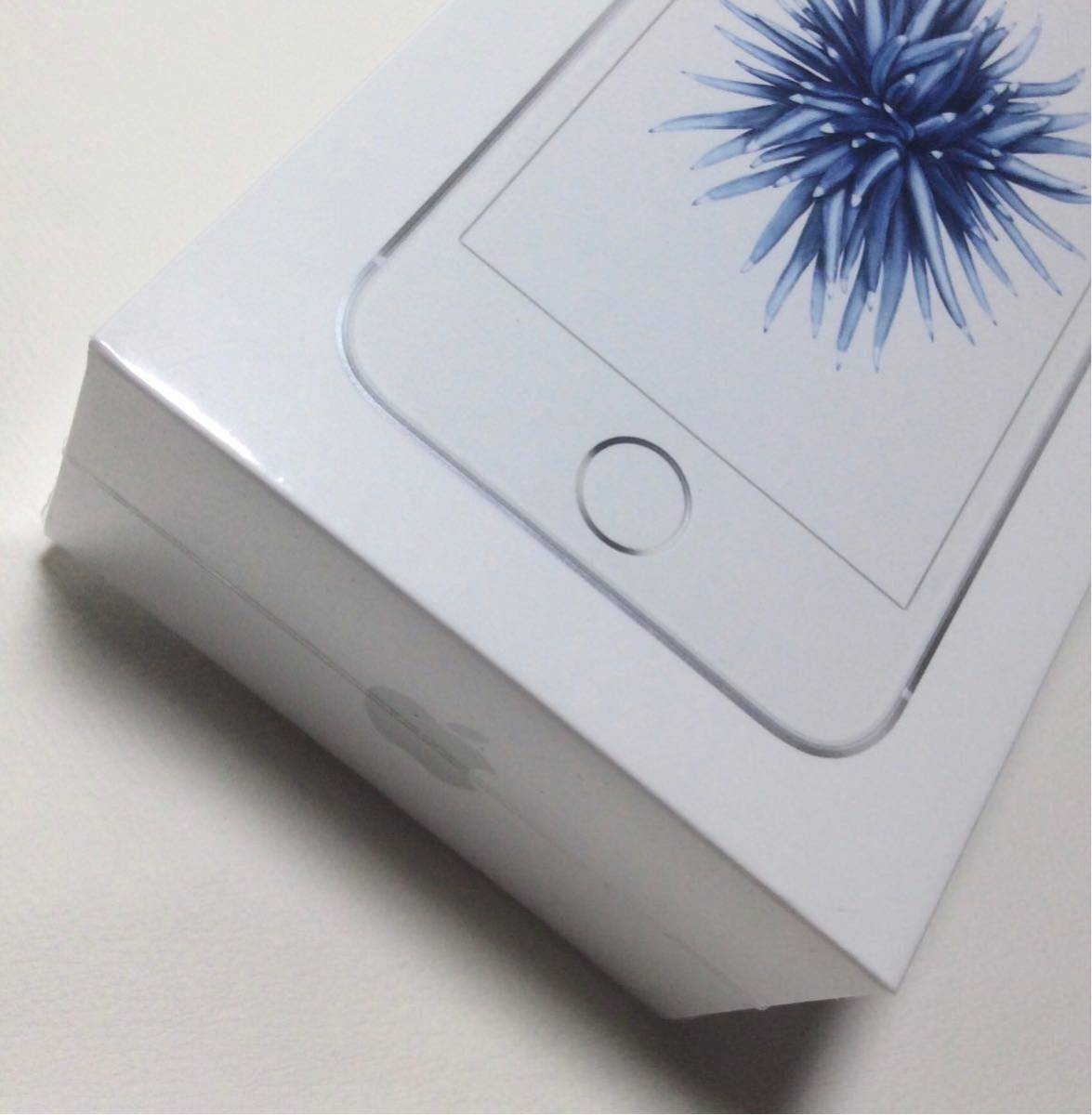 【新品未開封】apple iPhoneSE 128gb Silver MP872J/A【SIMフリー】