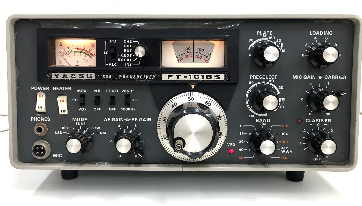 ▲二宮店▲【現状品】10-103 YAESU ヤエス FT-101BS SSB TRANSCEIVER トランシーバー アマチュア無線 八重洲無線 通電確認済み_画像2