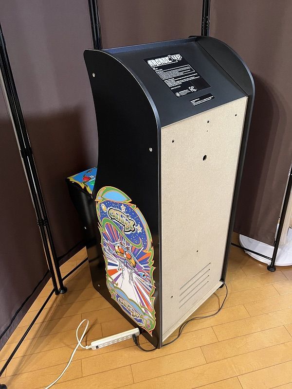アップライト筐体 17インチ液晶 60in1仕様 パドルコントローラー付き アップライト筐体 17インチ液晶 60in1仕様 パドルコントローラー付き