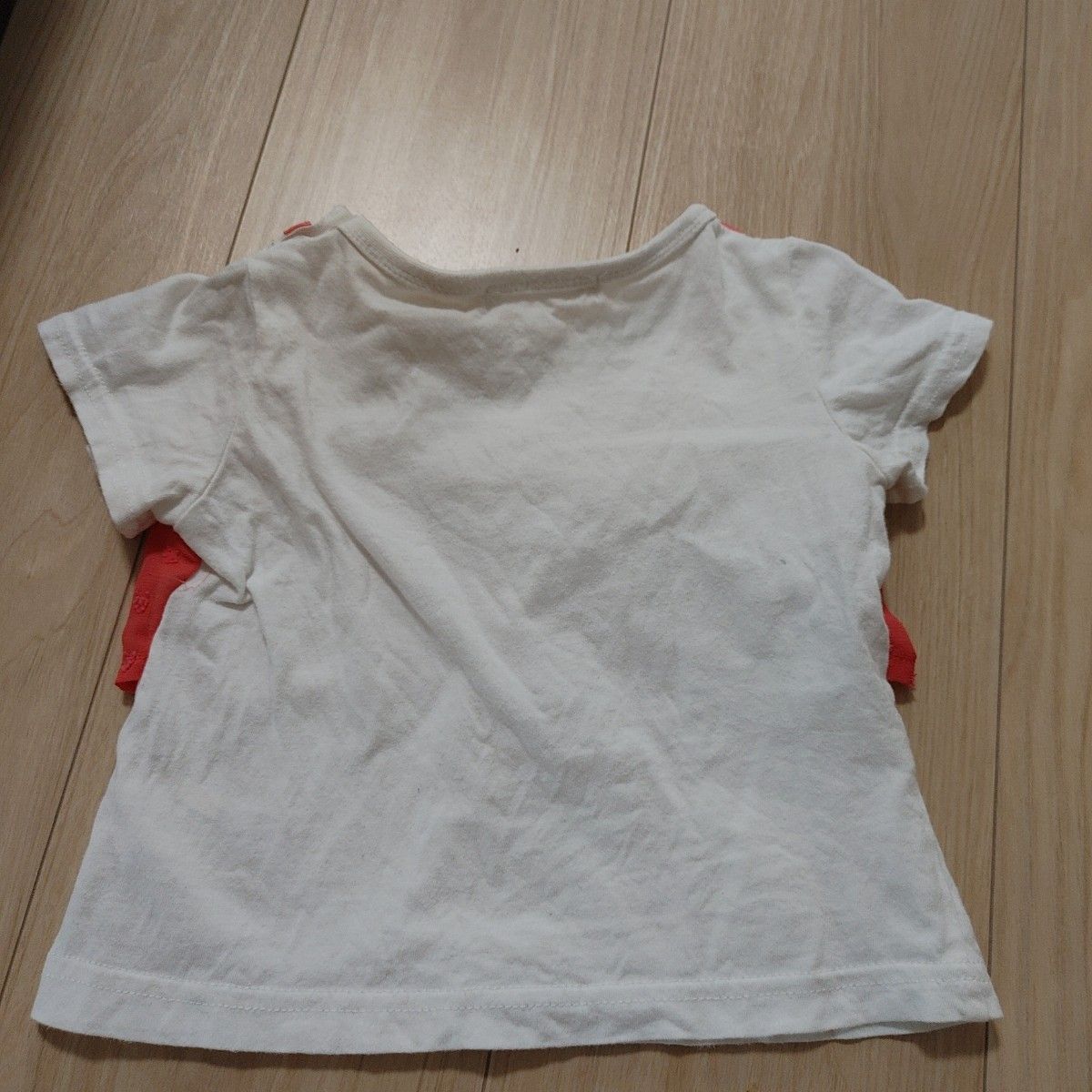 90㎝　白　赤　3can4on トップス　半袖　レース 半袖Tシャツ Tシャツ　ビスチェ