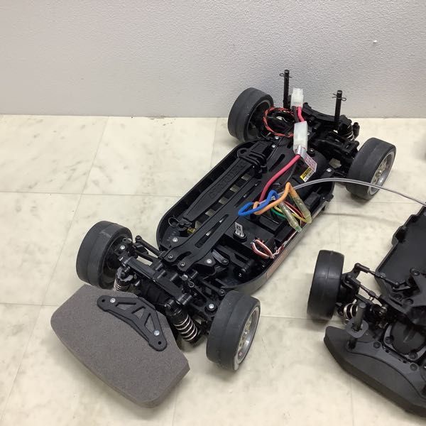 1円〜 訳あり ジャンク 電動RC シャーシ モーター タミヤ TRU-02 受信機 他_画像2