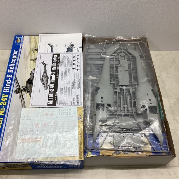 1円〜 トランペッター 1/35 ミル Mi-24V ハインドE 攻撃ヘリコプター_画像2