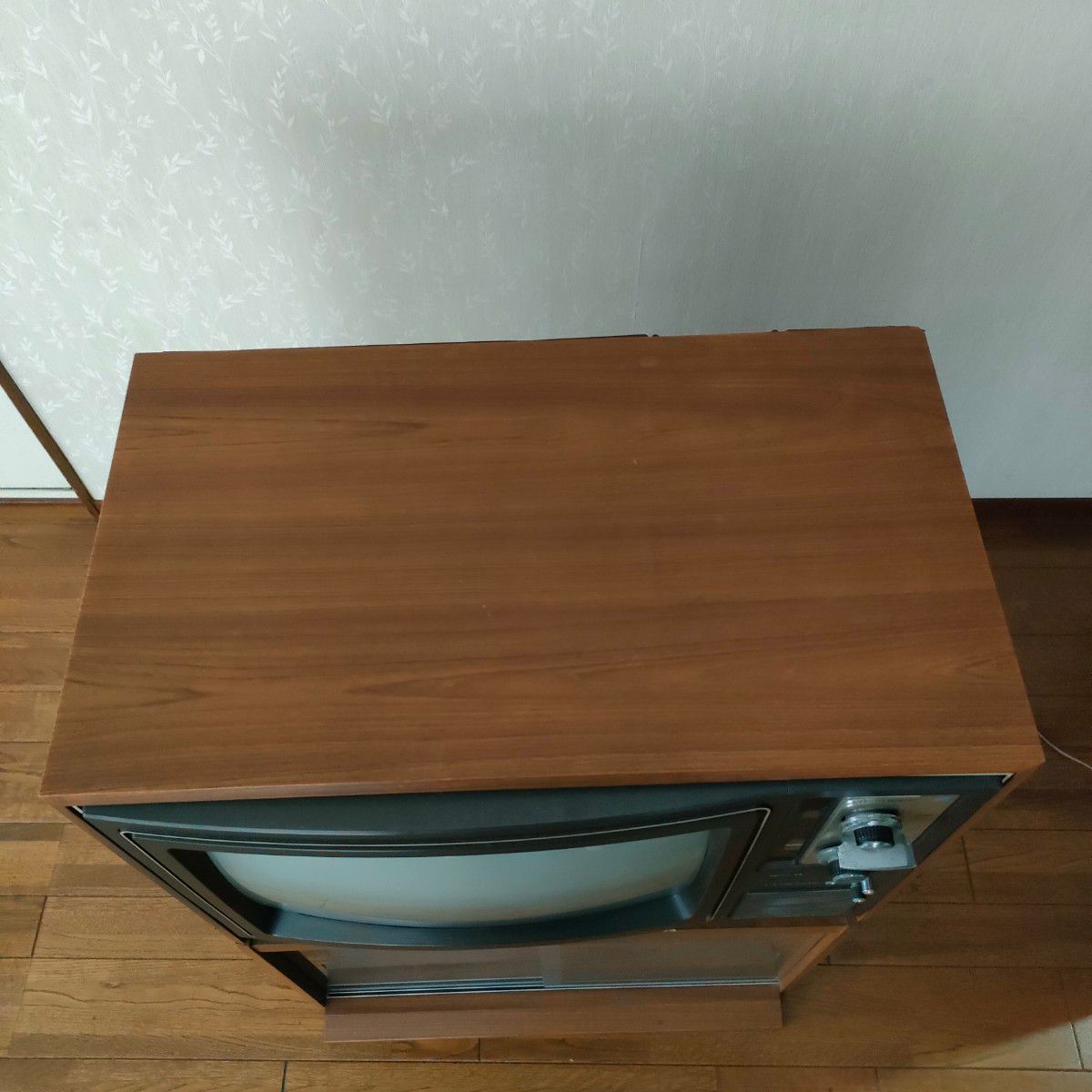 東芝 18インチ ブラウン管 カラーテレビ ブライトロン 昭和 東芝 18インチ ブラウン管 カラーテレビ ブライトロン 昭和