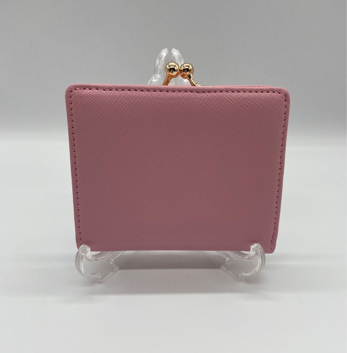 ★新品★ Vivienne Westwood オーブ　二つ折り財布　がま口　 ヴィヴィアンウエストウッド ピンク