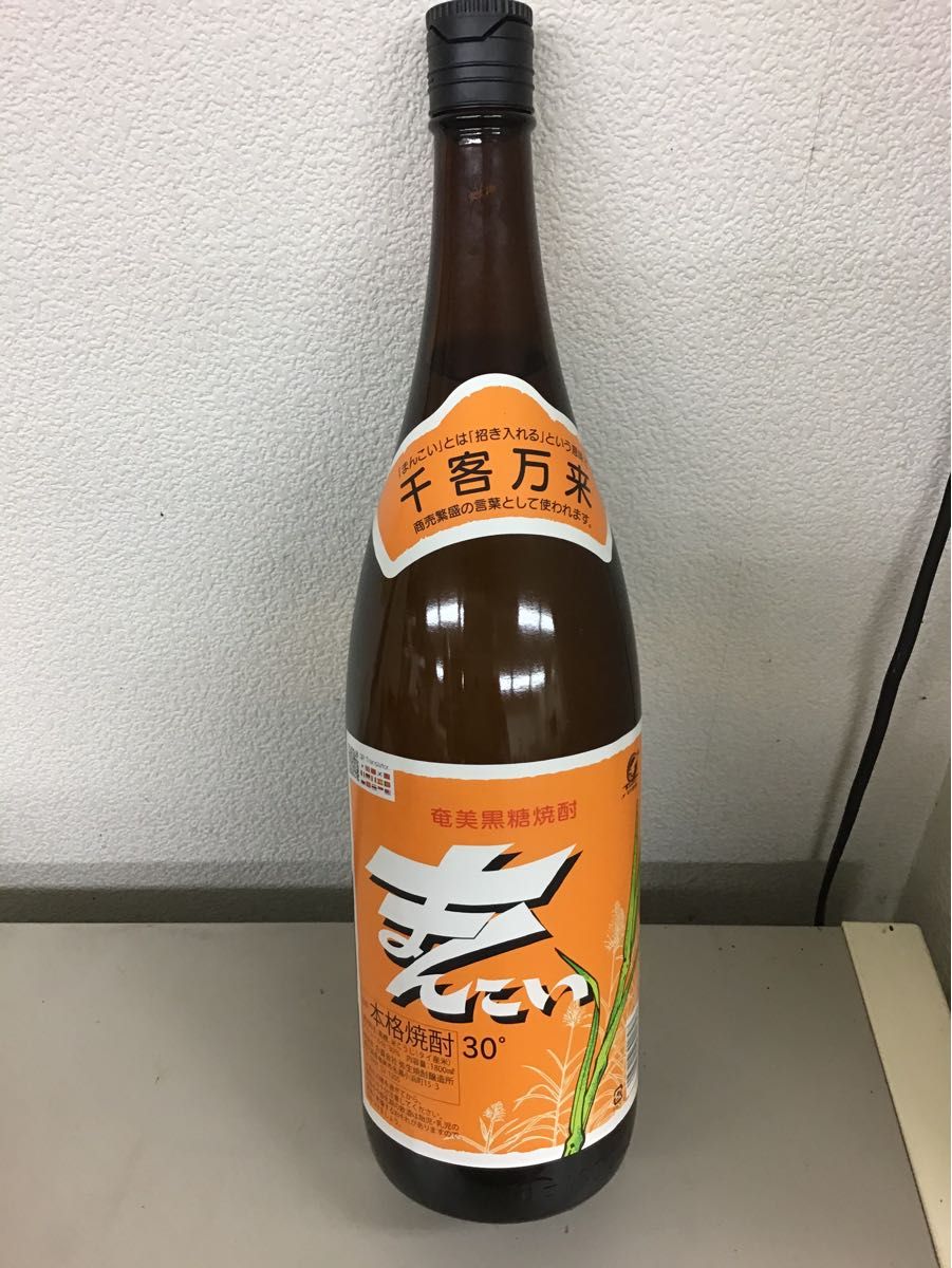 【弥生黒糖焼酎】 まんこい（満恋）1.8L 30度 1ケース (6本入) 
