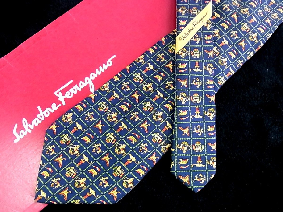 ♪今週の特売980円～♪2379♪良品【Ferragamo】フェラガモ【馬 犬 ライオン 象 鳥 動物 格子 柄】ネクタイ♪_画像1