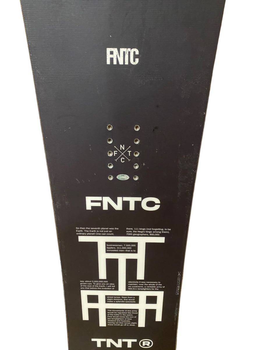 新品 FNTC 22-23 TNT 143cm スノーボード 匿名配送_画像3