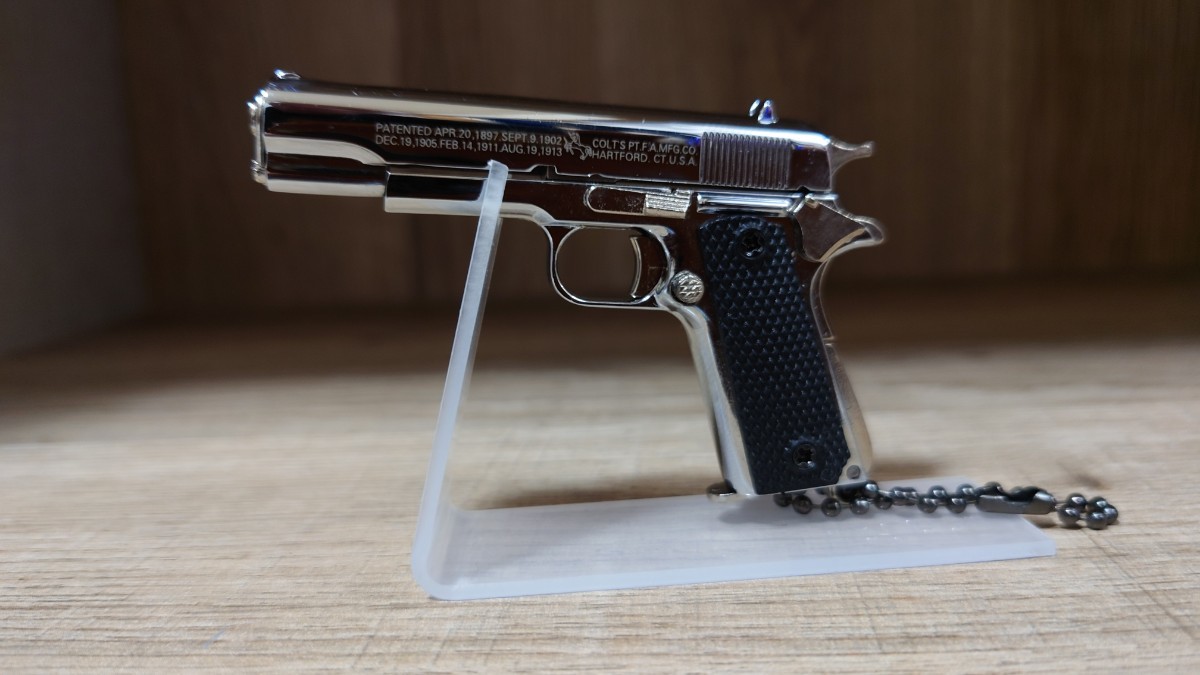 精巧1/3スケール ミニチュアガン　コルトM1911　ガバメント　　　ガンキーホルダー　　ミリタリー　トイガン　モデルガン_画像1