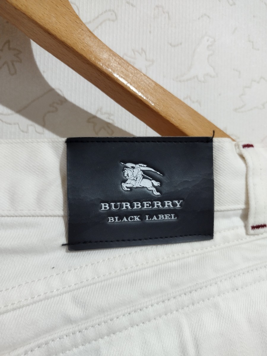 BURBERRYBLACKLABEL　バーバリーブラックレーベル　BURBERRY　バーバリー　白パンツ　パンツズボン　ジーンズ_画像5