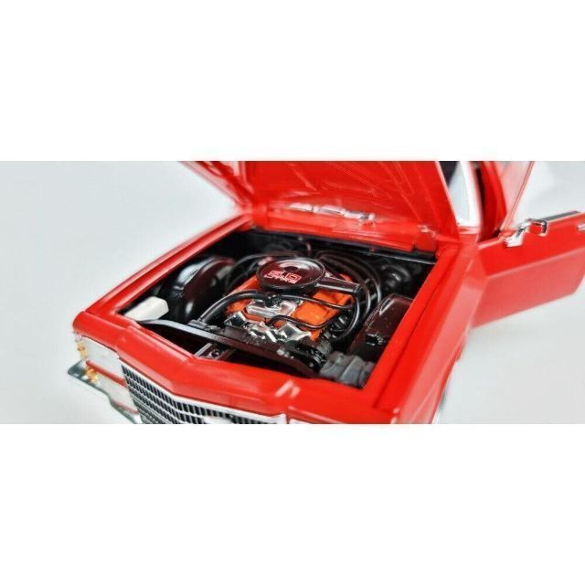 新品 マッドマックス 1/24 DDA Mad Max 車 赤 ミニカー 海外 Max's HJ Panel Van ダイキャストモデル_画像5