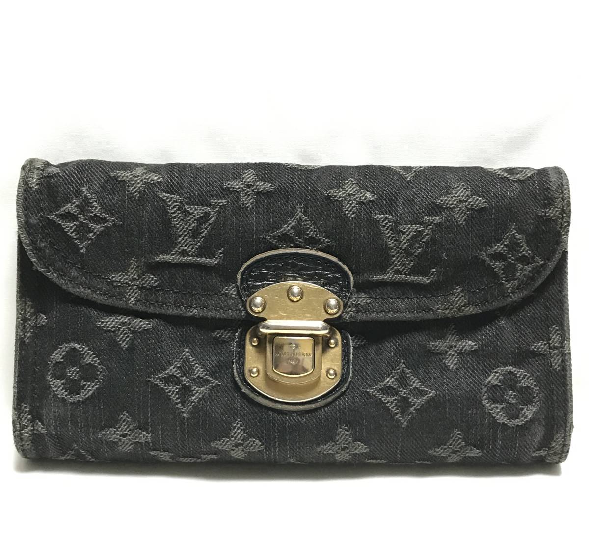 LOUIS VUITTON ◆ ルイヴィトン ◆ M95512 ポルトフォイユ アメリア 三つ折り 長財布 モノグラム デニム ブラック_画像1