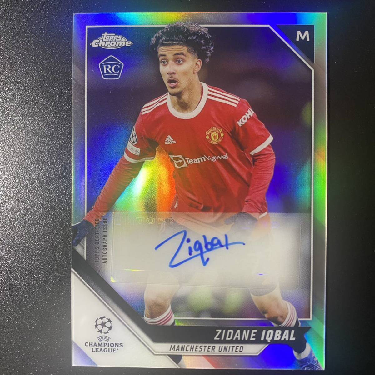 2021-22 Topps Chrome UEFA Champions League Zidane Iqbal Auto Silver 直筆サインカード マンチェスター・ユナイテッドFC_画像1