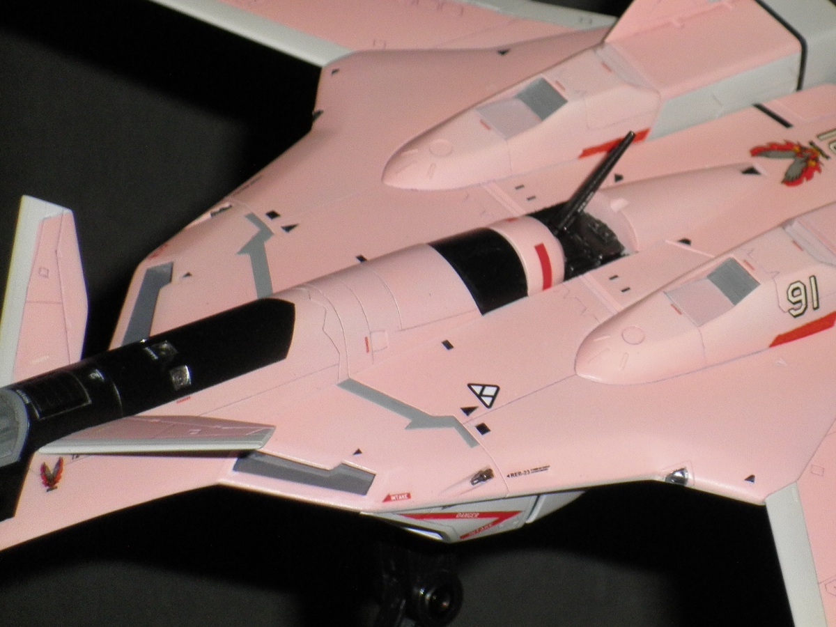 ハセガワ 1/72 VF-19A 727VFX SUZIE NEWTLET機 組立済完成品_画像5