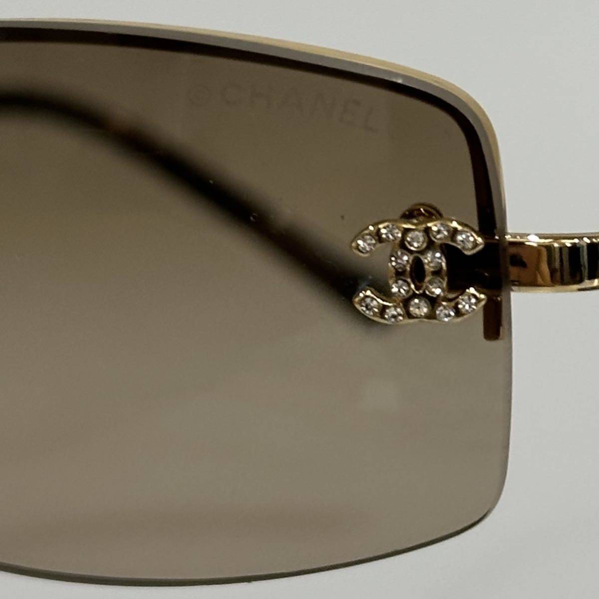  beautiful goods!!90\'s CHANEL Chanel 4093-B c125/13 56 16 rhinestone here Mark g gradation Brown Gold sunglasses vintage