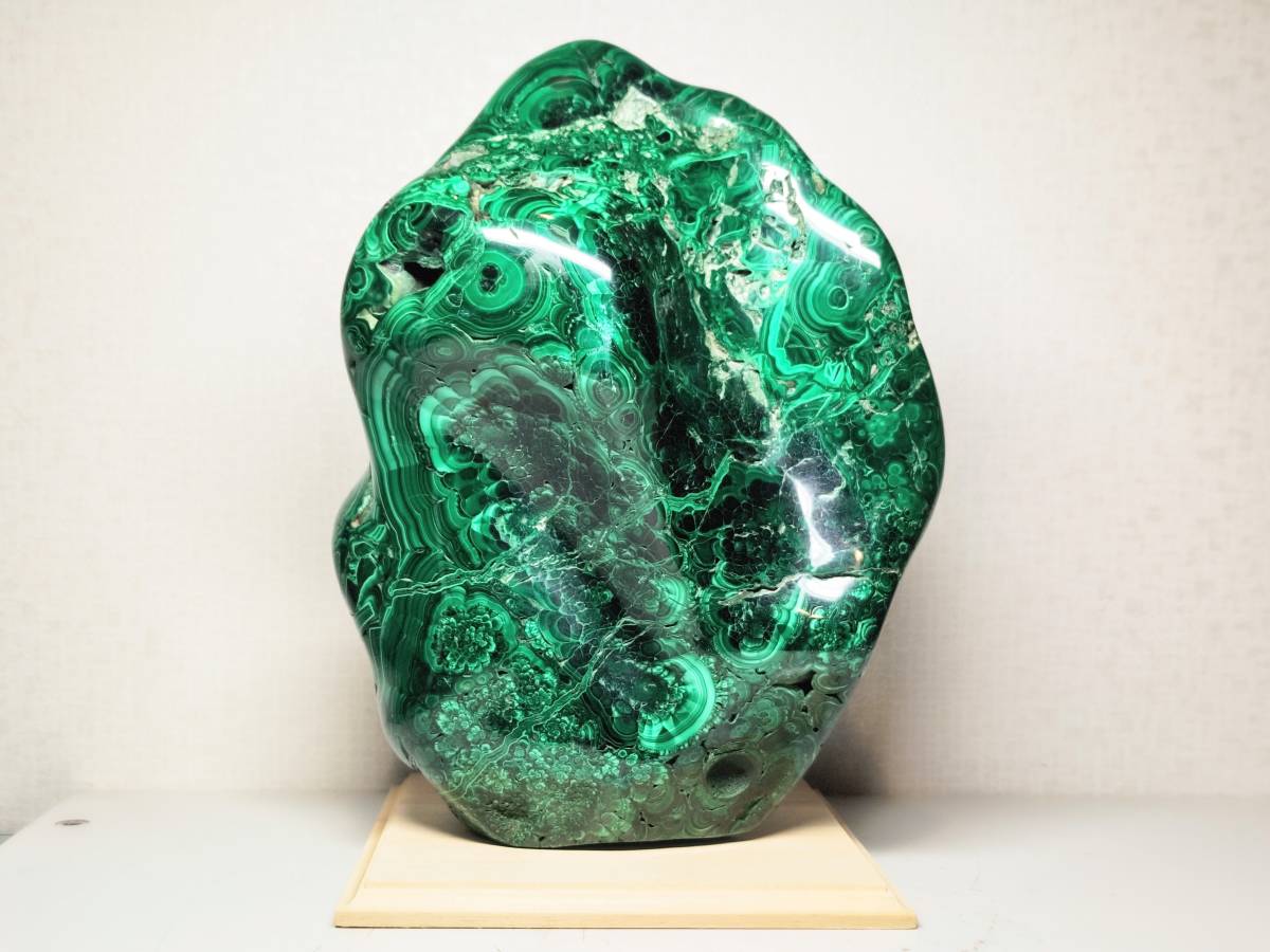 ◇大型・緑紋◇ 10.8kg マラカイト原石 孔雀石 原石 誕生石 鑑賞石 