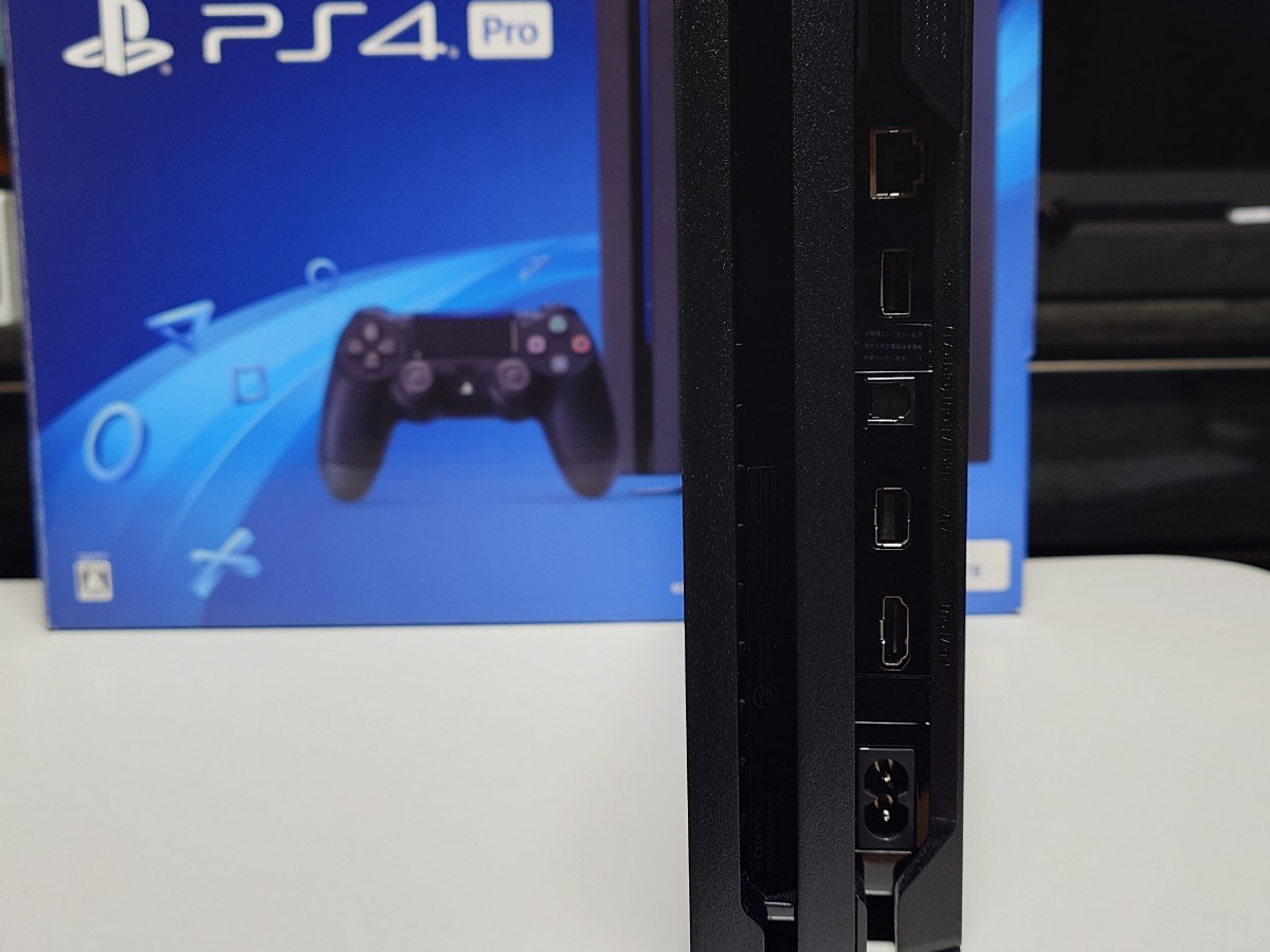 中古美品 SONY PS4 Pro 1TB SSD 換装済 縦置きスタンド PlayStation 4