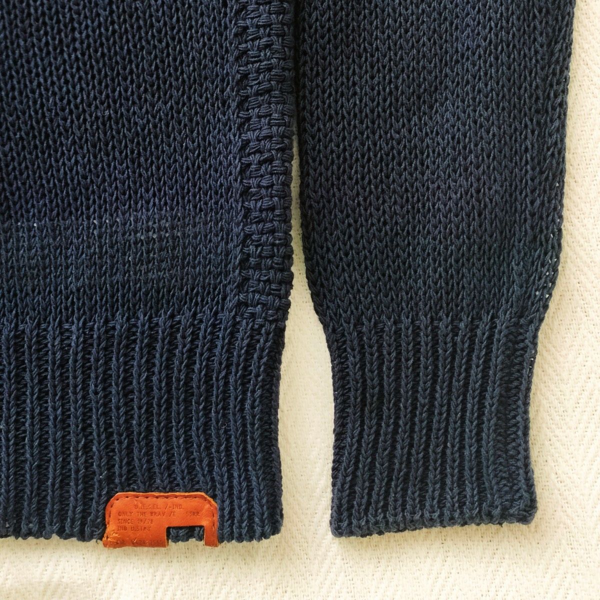 美品】DIESELディーゼル TRICOT & CO CARDIGAN ニット 長袖 美品】DIESELディーゼル TRICOT & CO CARDIGAN ニット 長袖