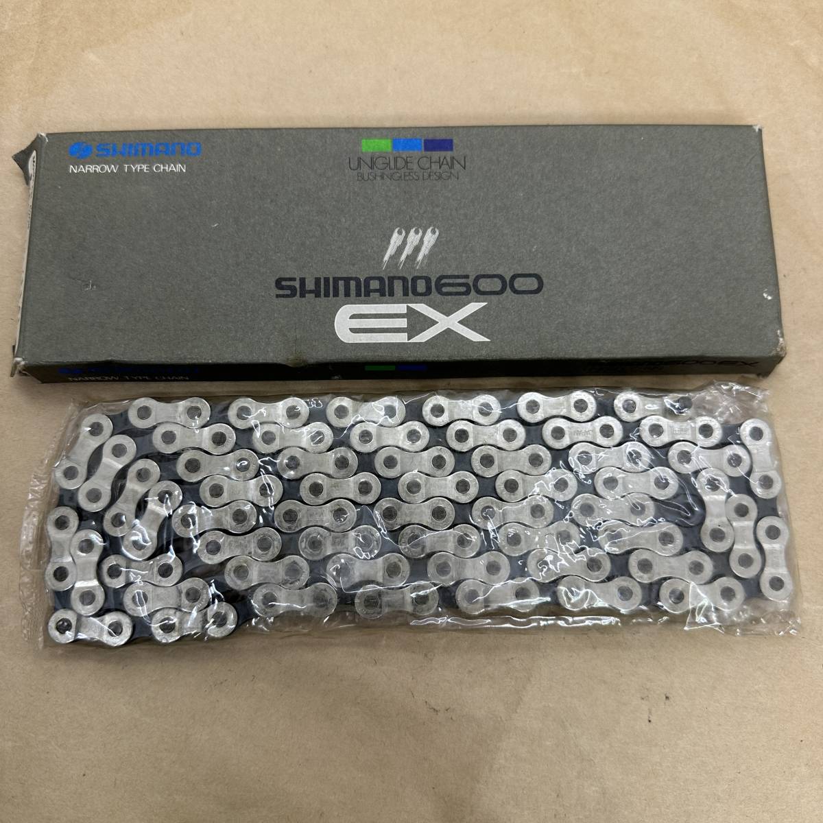 チェーン SHIMANO / 600EX NARROW TYPE CHAIN NEW OLD STOCK